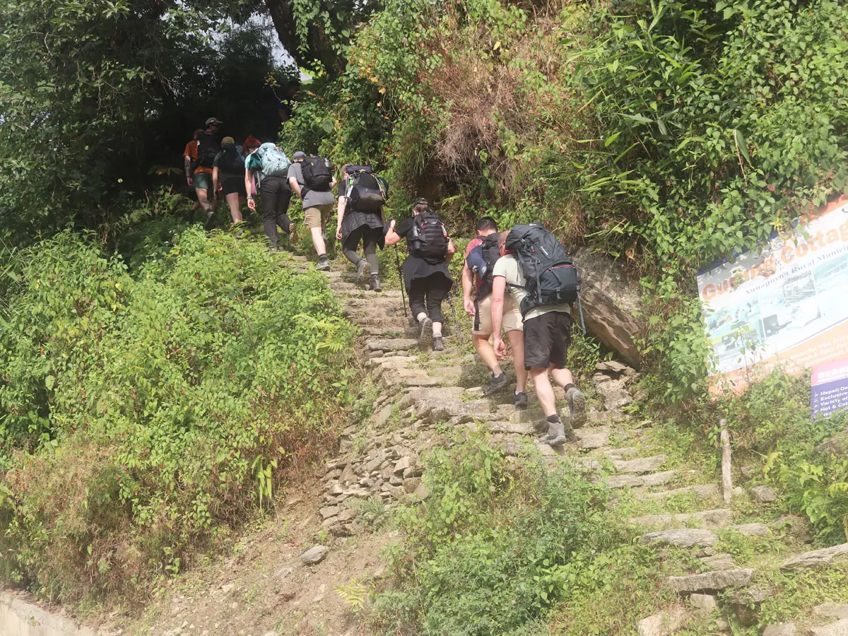 Walking towards Ghorepani
